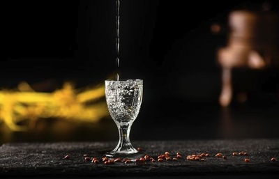 品酒有道 揭秘鉴别白酒的四个常见误区